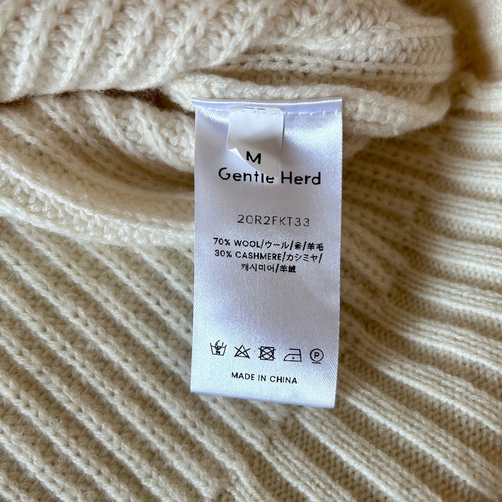 Gentle Herd Cashmere and Wool Tunic Ivory Sweater Medium - Picture 6 of 6